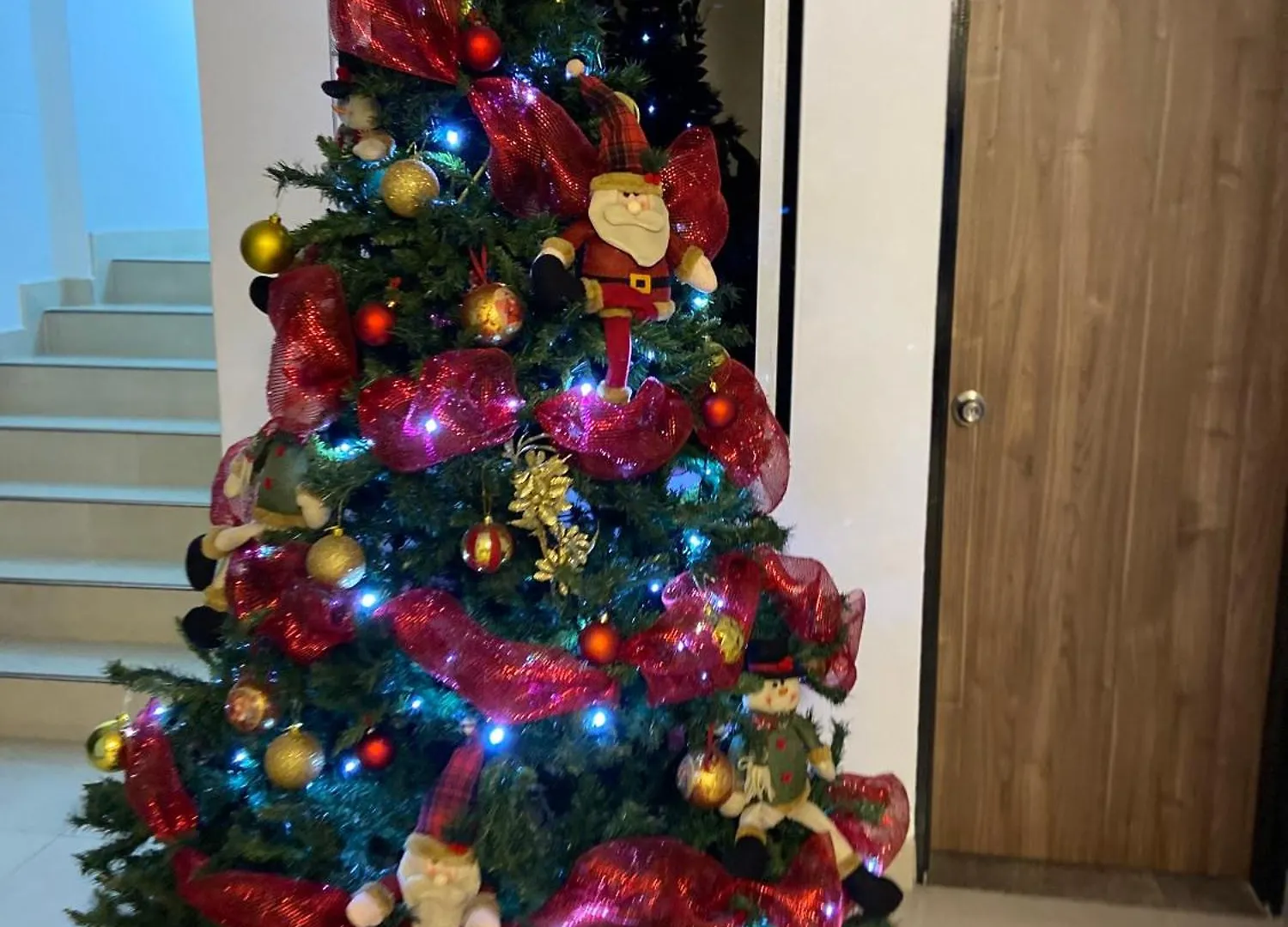 شقة Apartamento Familiar De 2 Alcobas Con Parquedero Estadio Laurles Plaza Mayor ميديلين